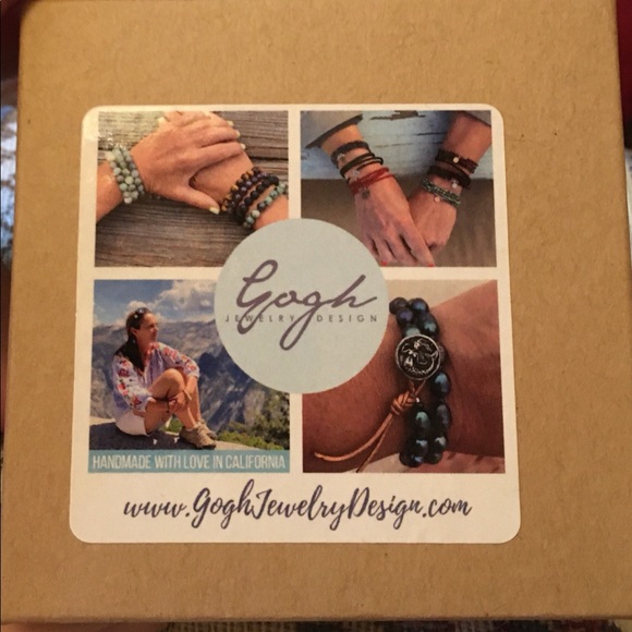 Octopus Necklace w/Turquoise Howlite - Picture 9 of 9